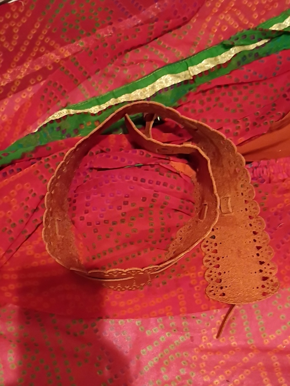Brown Scalloped Women's Waist Belt with Decorative Cutouts